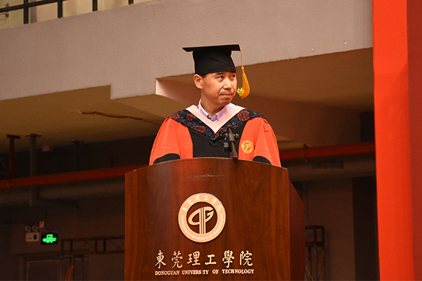 鲁经理讲话